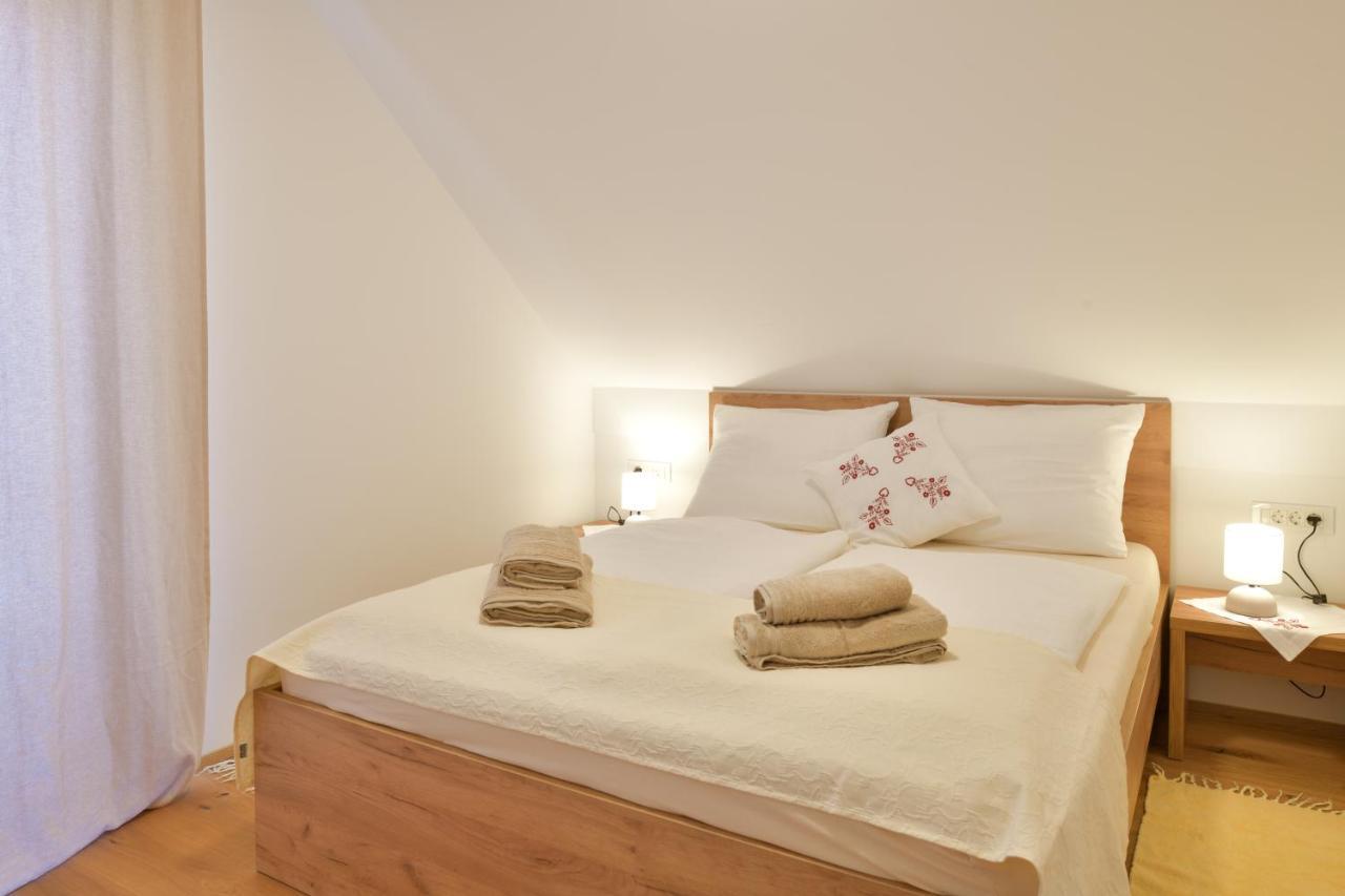 Farm Stay Jarc Vineyard Svecina Ngoại thất bức ảnh